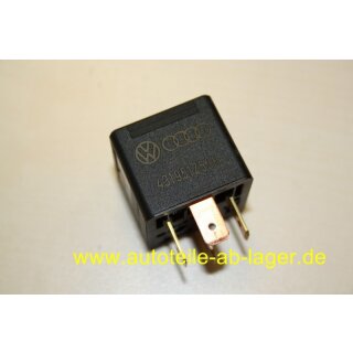 Porsche Relais Zusatzscheinwerfer gebraucht 431951253H 40A #9279