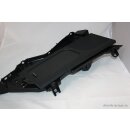 Porsche 981 Cayman Verkleidung Motorraum seitlich mit Rollo + Träger schwarz rechts NEU 981555424001E0 98155557600 #SR8042-350